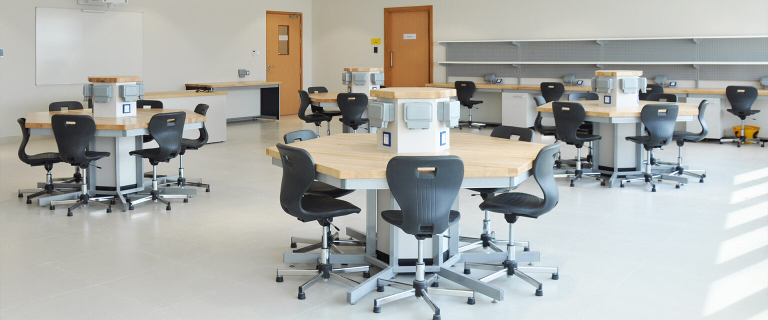 lab furniture in school